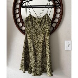 Zara green leopard print mini dress ruffle skirt size XS